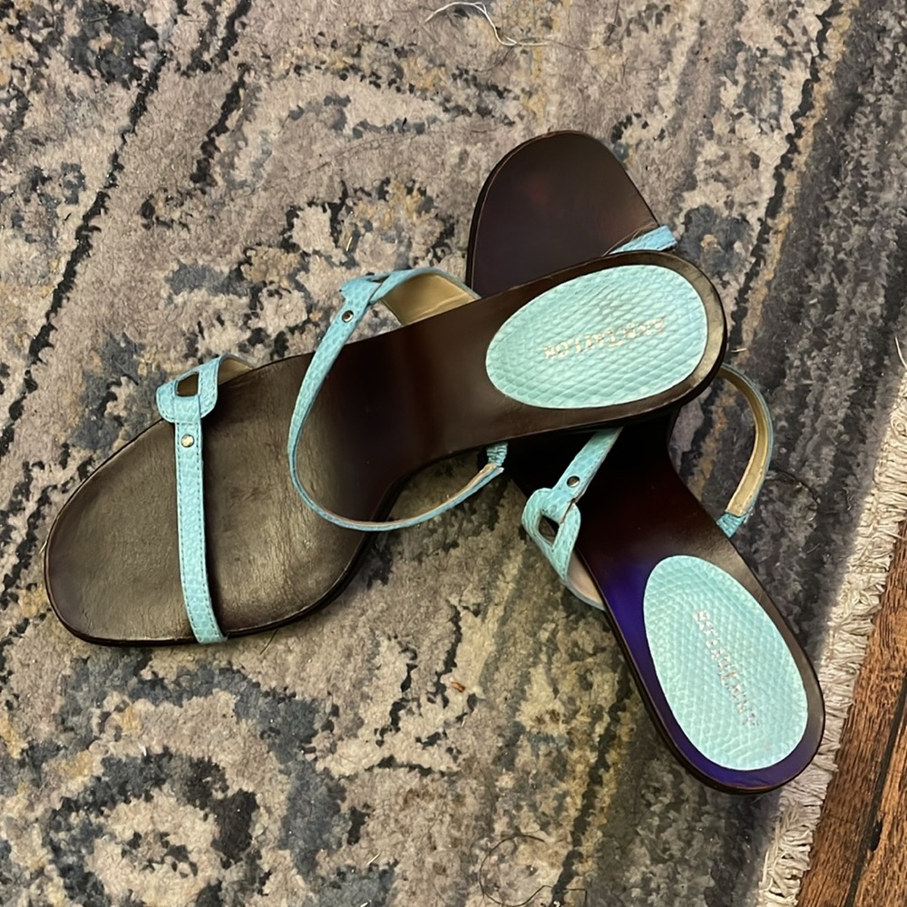 Slippers - Picture 5 of 6